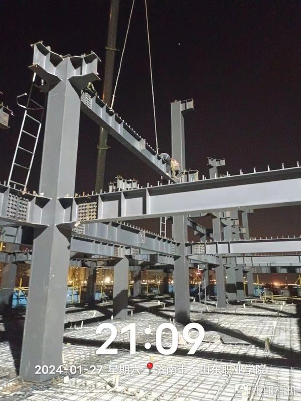 کارگاه ساختمانی فولادی 36 متری با بخش H و سقف گابلی به ایالات متحده